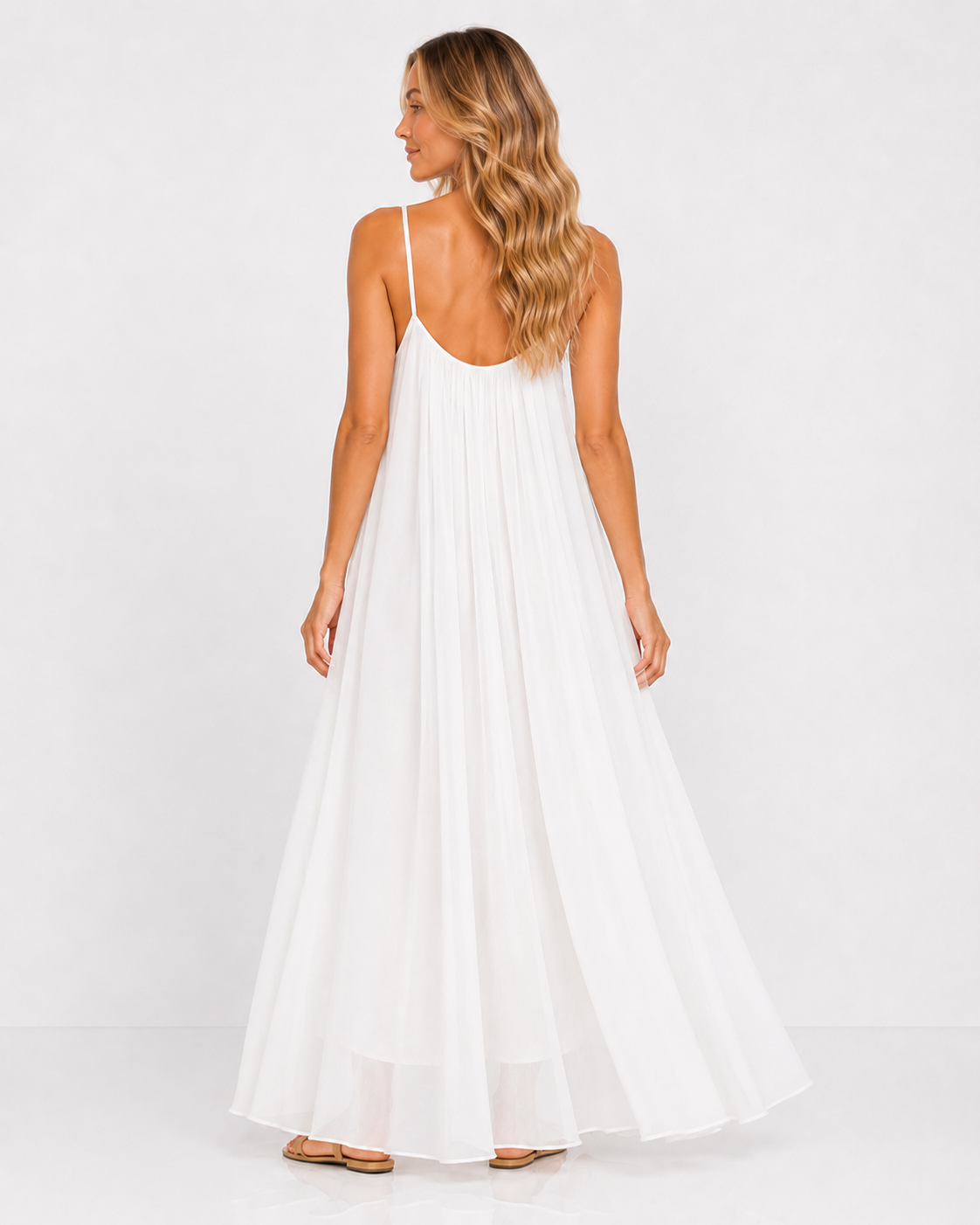Elara - Vestido ajustado con espalda descubierta Blanco
